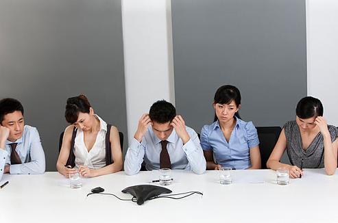 公關公司的媒介人員為誰做事？