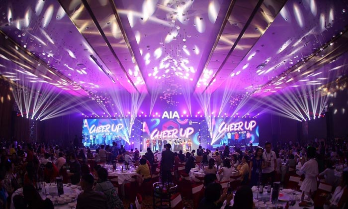 一場活動中常用到的舞臺燈光是哪些?