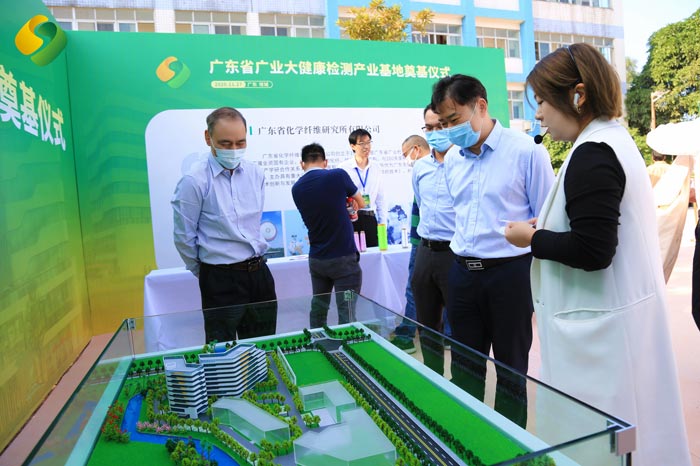 項(xiàng)目展示區(qū)