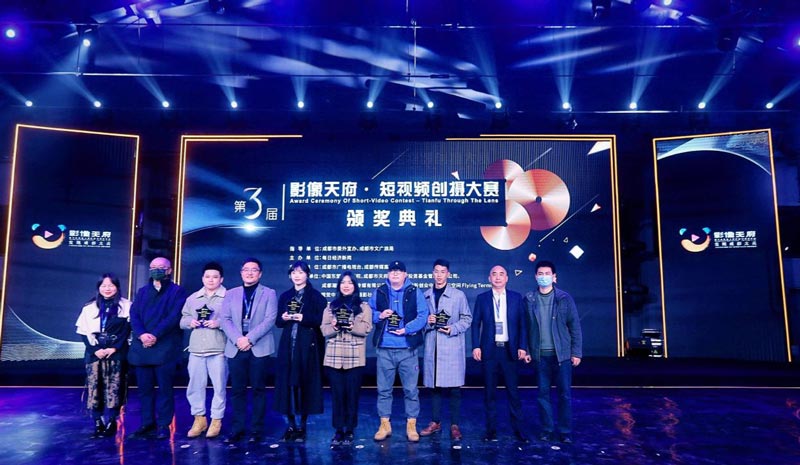 頒獎會議主持詞開場白應(yīng)該怎么寫？